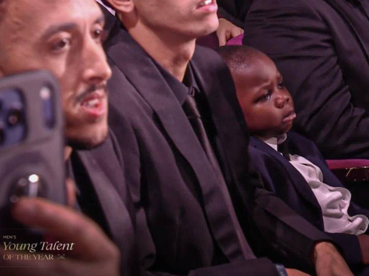 ¿Feo desplante a Harry Kane? El gesto de Lamine Yamal tras no ganar el Balón de Oro