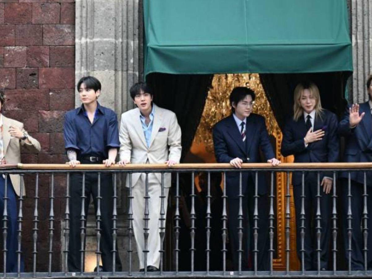 BTS anuncia video inédito de su recorrido por el Palacio Nacional de México