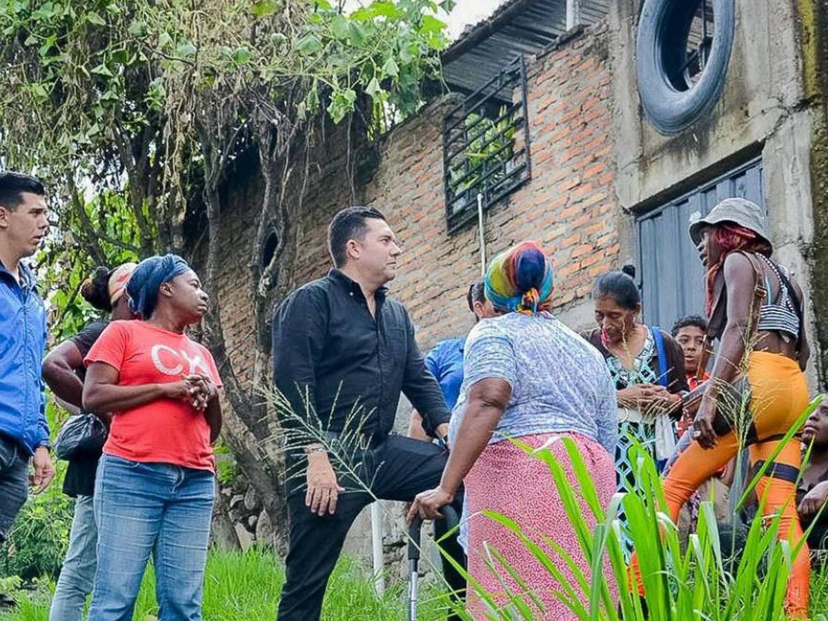 Juan Diego Zelaya evalúa daños y escucha a las familias afectadas por lluvias en la capital