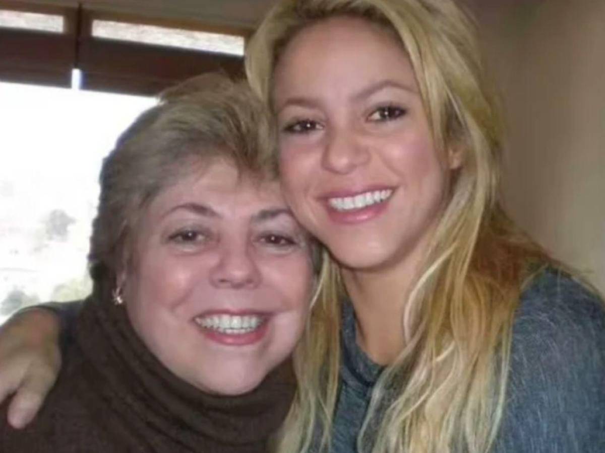 Madre de Shakira habla de la ruptura y asegura que desea que su hija vuelva con Piqué