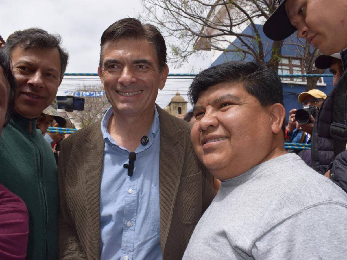 ¿Quién es Rodrigo Paz, el centrista que le puso fin a 20 años de izquierda en Bolivia?