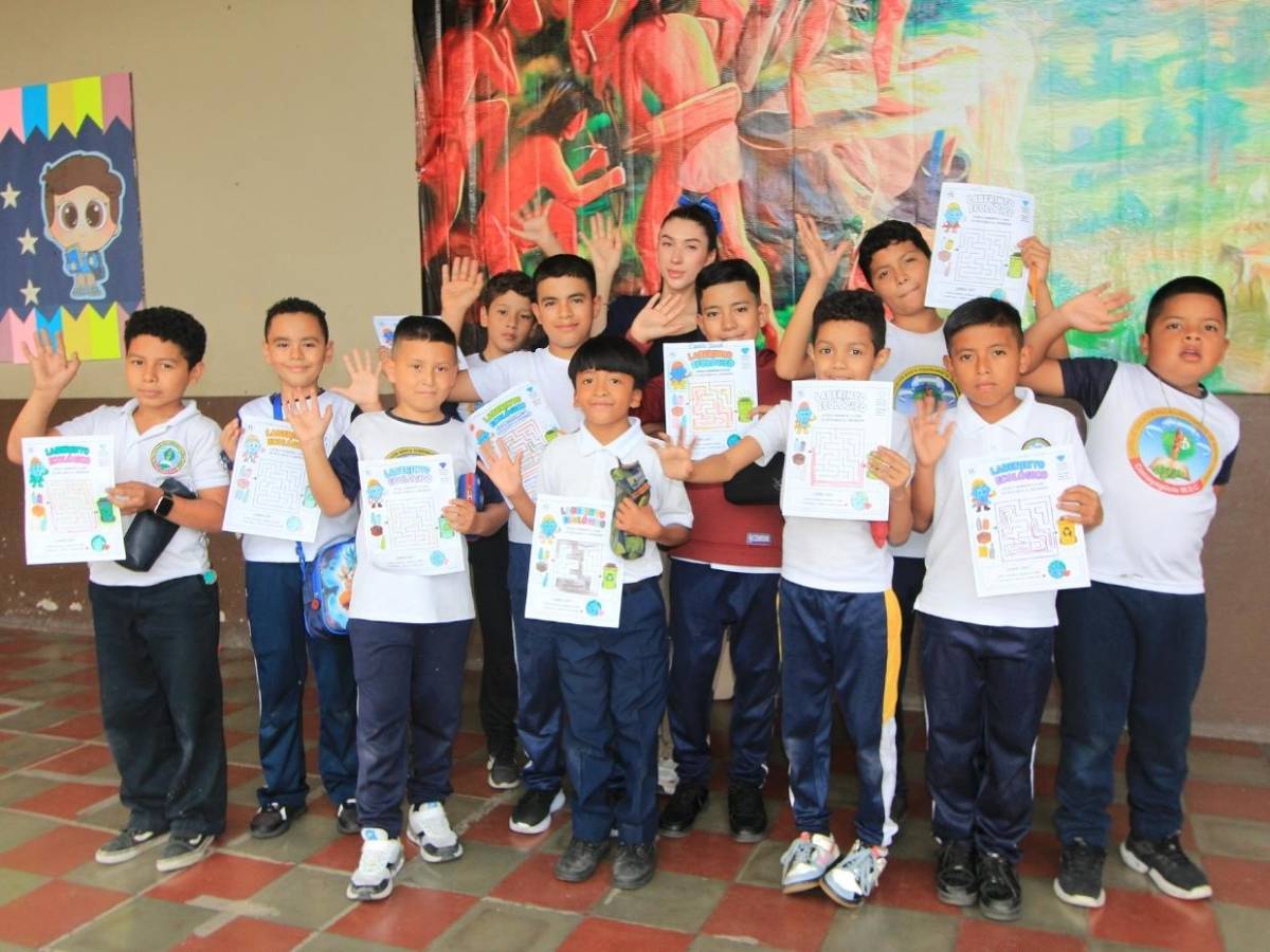 Guardianes del planeta promueven el reciclaje en  escuelas de la capital
