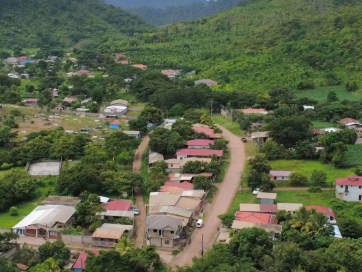 Rostros de las víctimas en masacre de Sulaco, Yoro: una niña de tres años entre los fallecidos