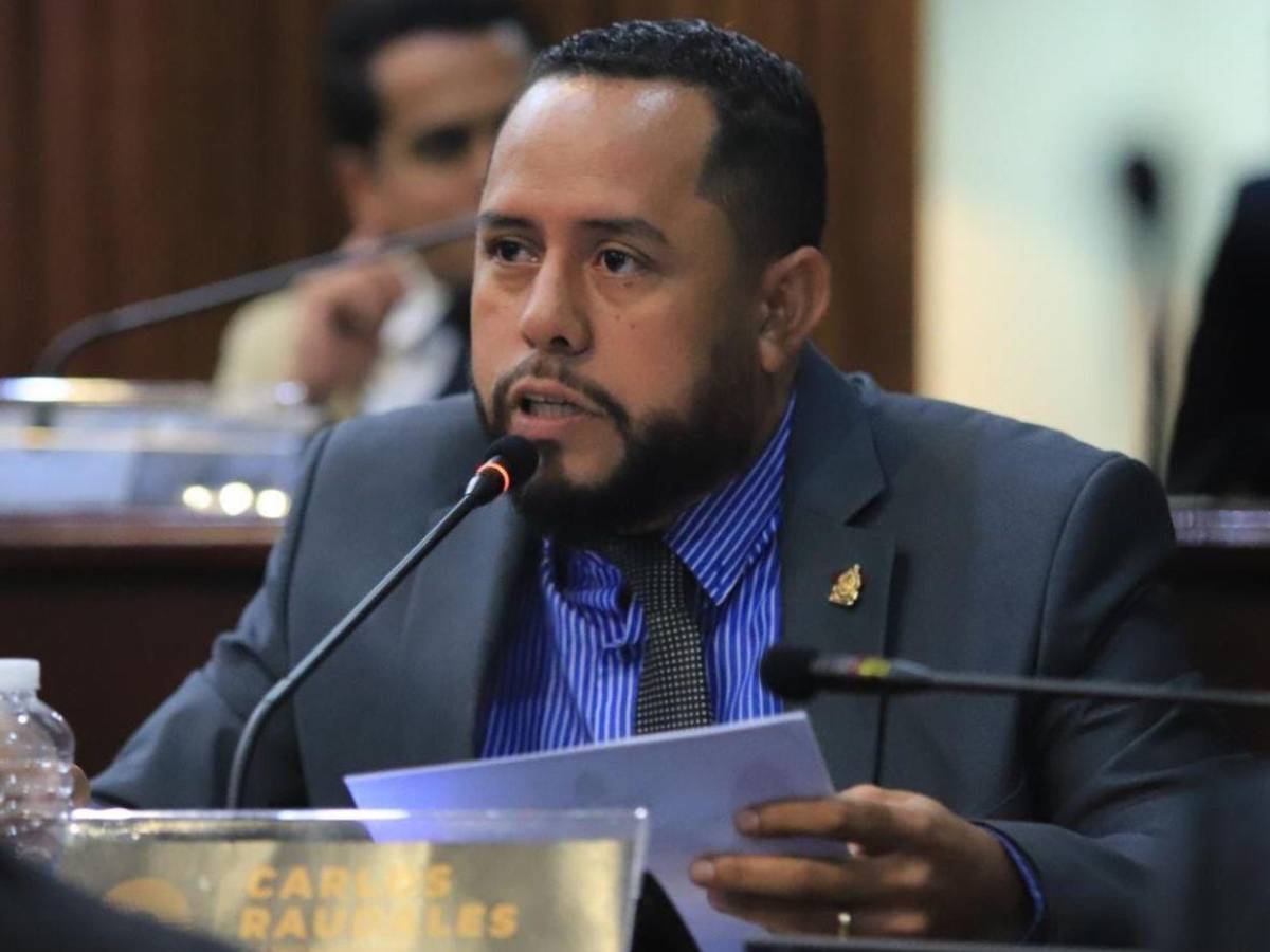 ¿Quiénes son los exmiembros de la Comisión Permanente con requerimiento fiscal?