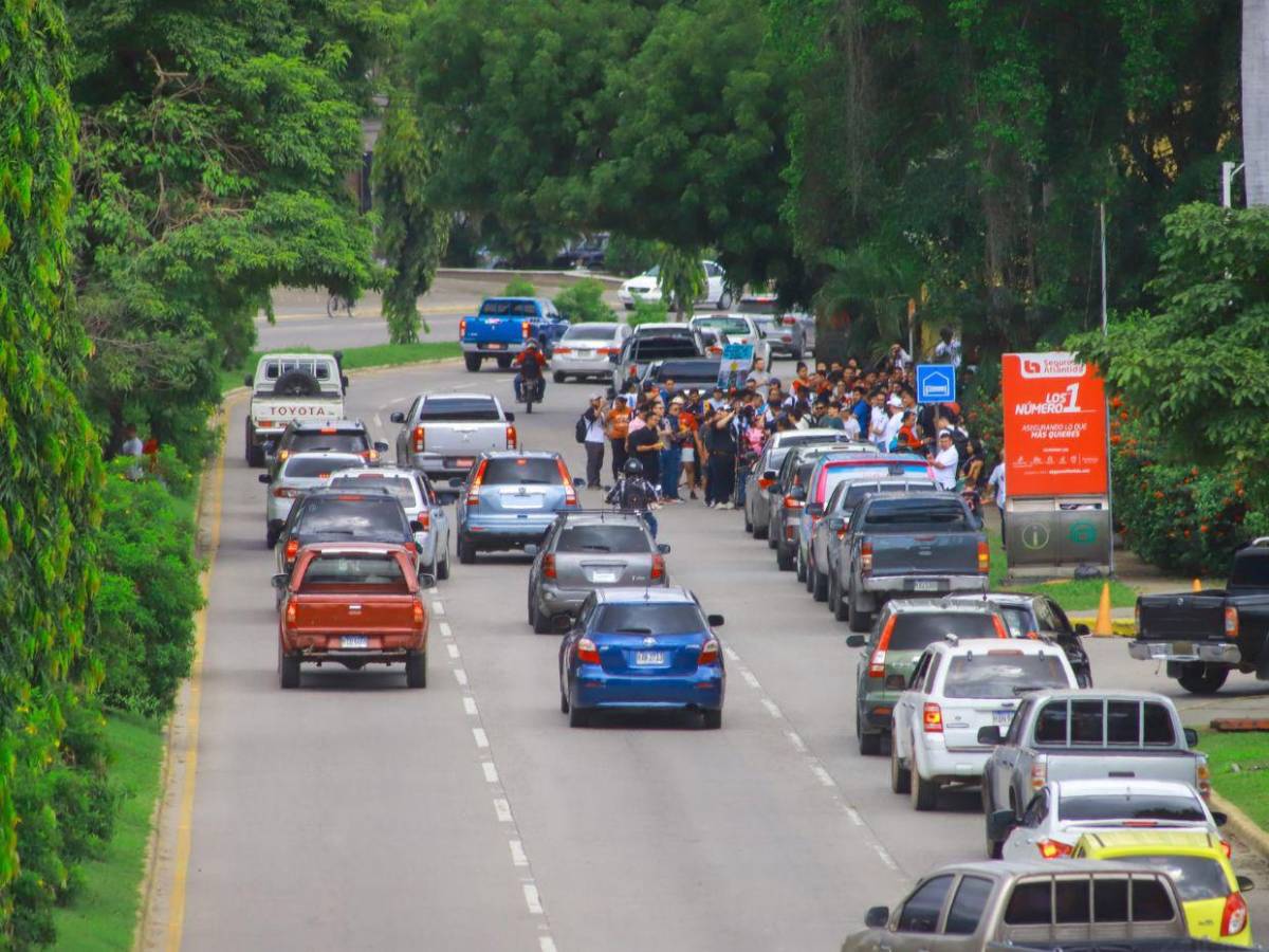 Locura total en Honduras: así fue el recibimiento multitudinario a Messi en San Pedro Sula