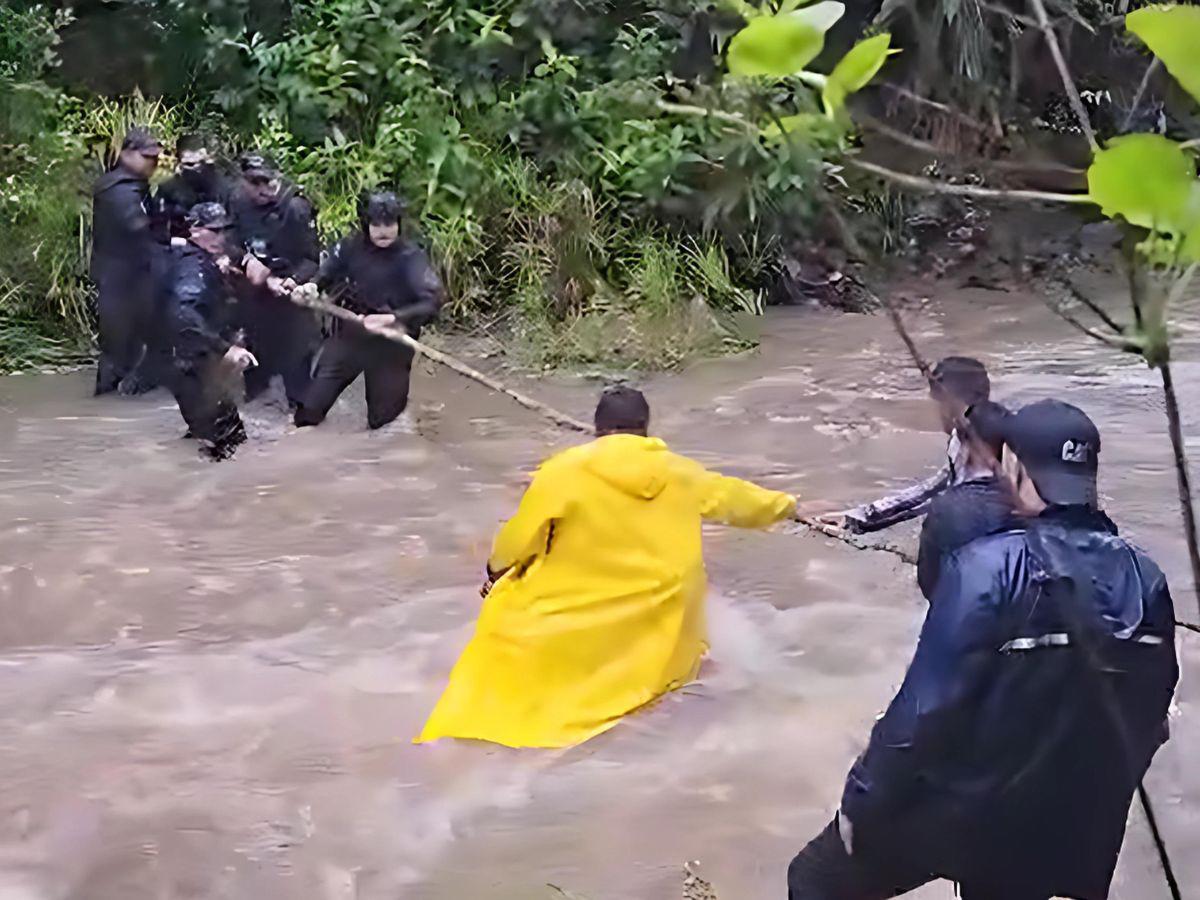 Continúan buscando al quinto joven desaparecido en mudanza en Mirador de Oriente