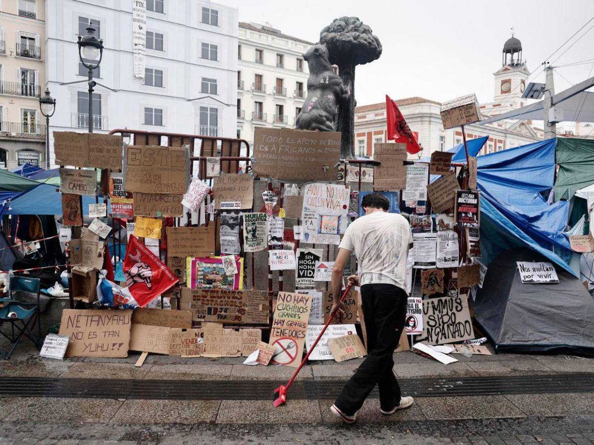 Marchan en España para denunciar la caída de los decretos de vivienda y reclamar rebaja en alquileres
