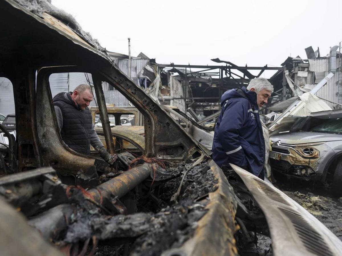 Las tenebrosas imágenes del ataque ruso a zona energética de Odesa