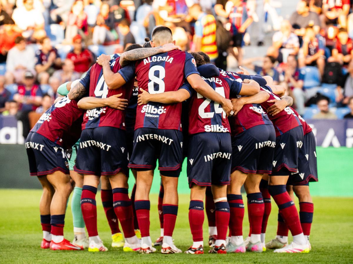 Kervin Arriaga rompe marcas con su fichaje con el Levante de España