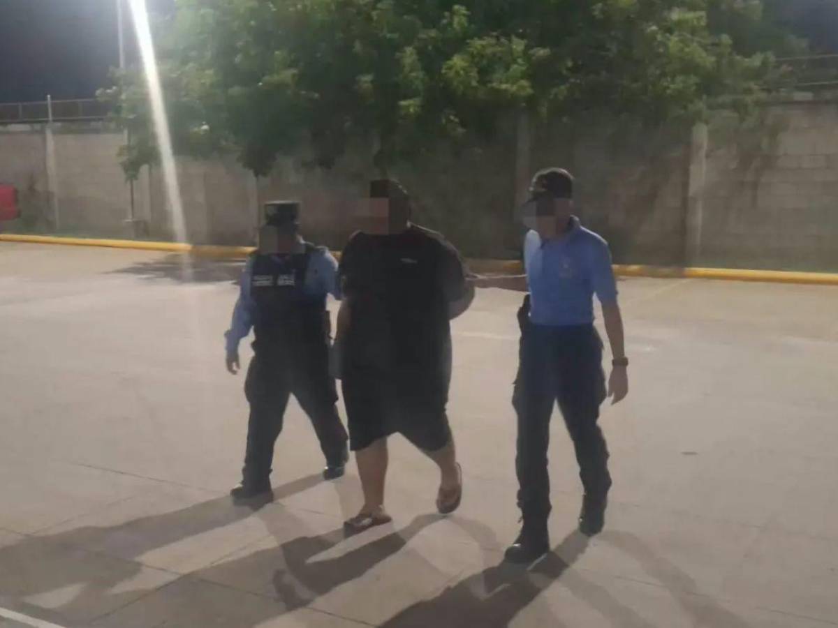 Vendedor de tacos en Siguatepeque es detenido tras encontrar restos de perros en su casa