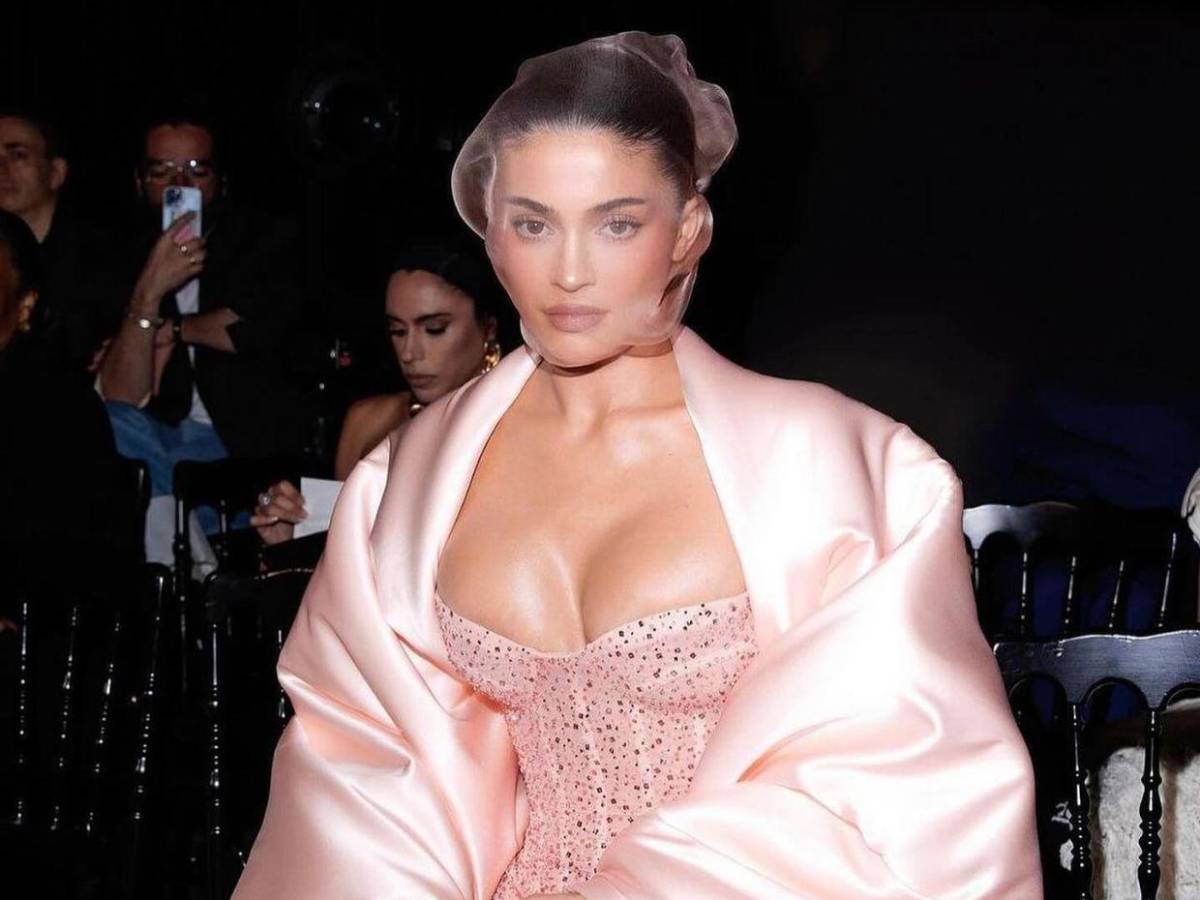 Estilista de Kylie Jenner, Jesús Guerrero, fallece a los 34 años “de manera repentina e inesperada”