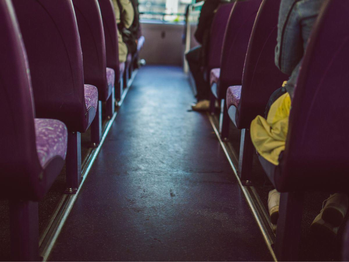 Capturan sujeto que asaltaba pasajeros de bus con arma en mano en la capital