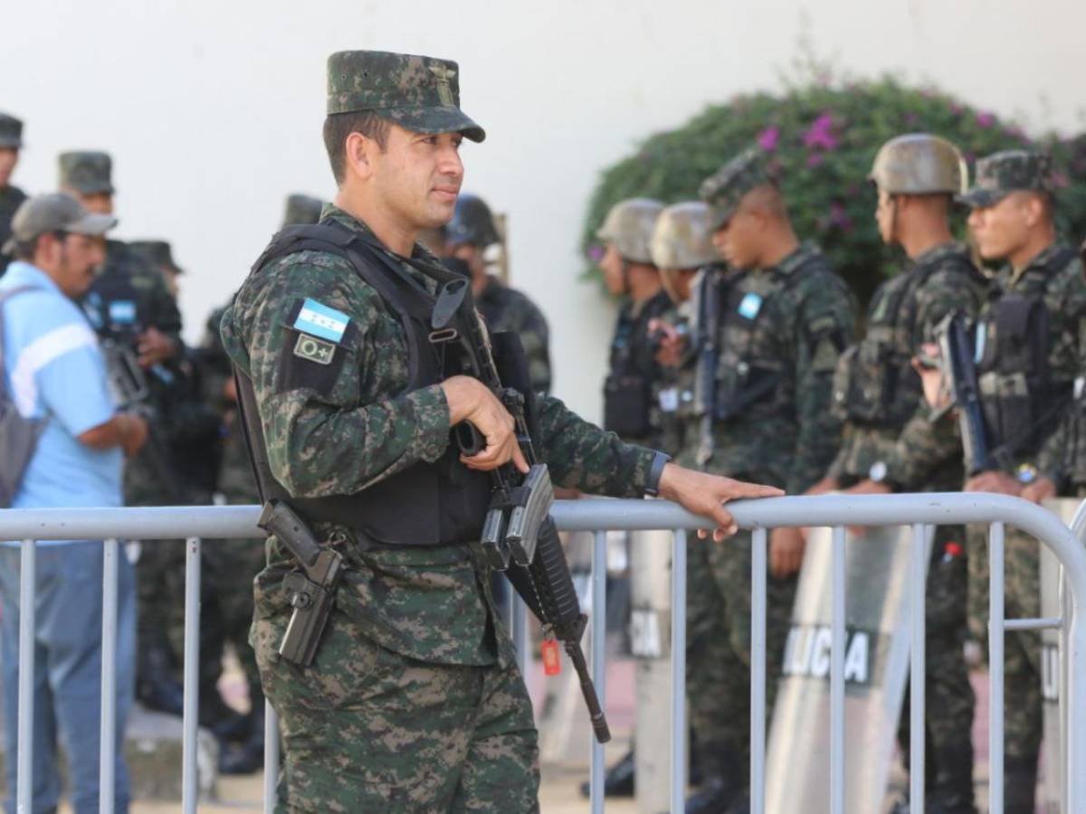 CN bajo fuerte custodia militar antes del inicio del período legislativo 2026-2030