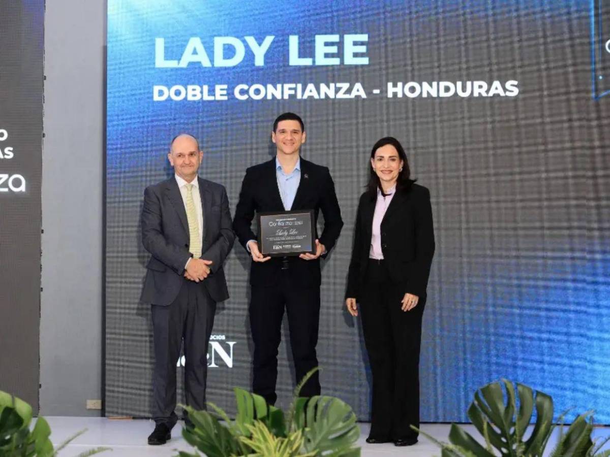 ¿Qué empresas recibieron el reconocimiento Doble Confianza y líderes en Honduras?