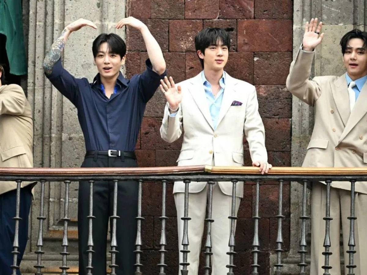 BTS anuncia video inédito de su recorrido por el Palacio Nacional de México