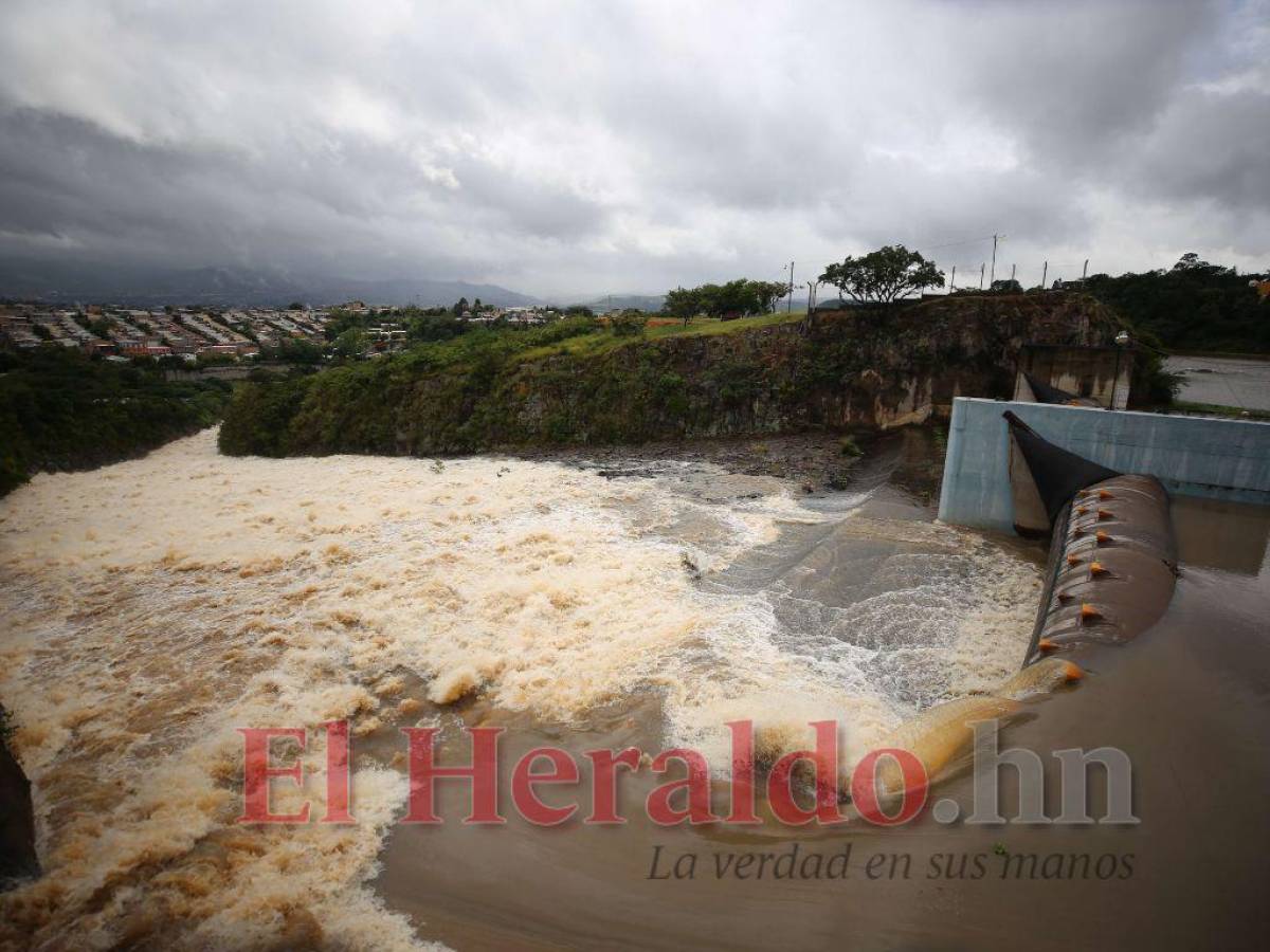 Rebose de represas obligó a tomar acciones preventivas en la capital