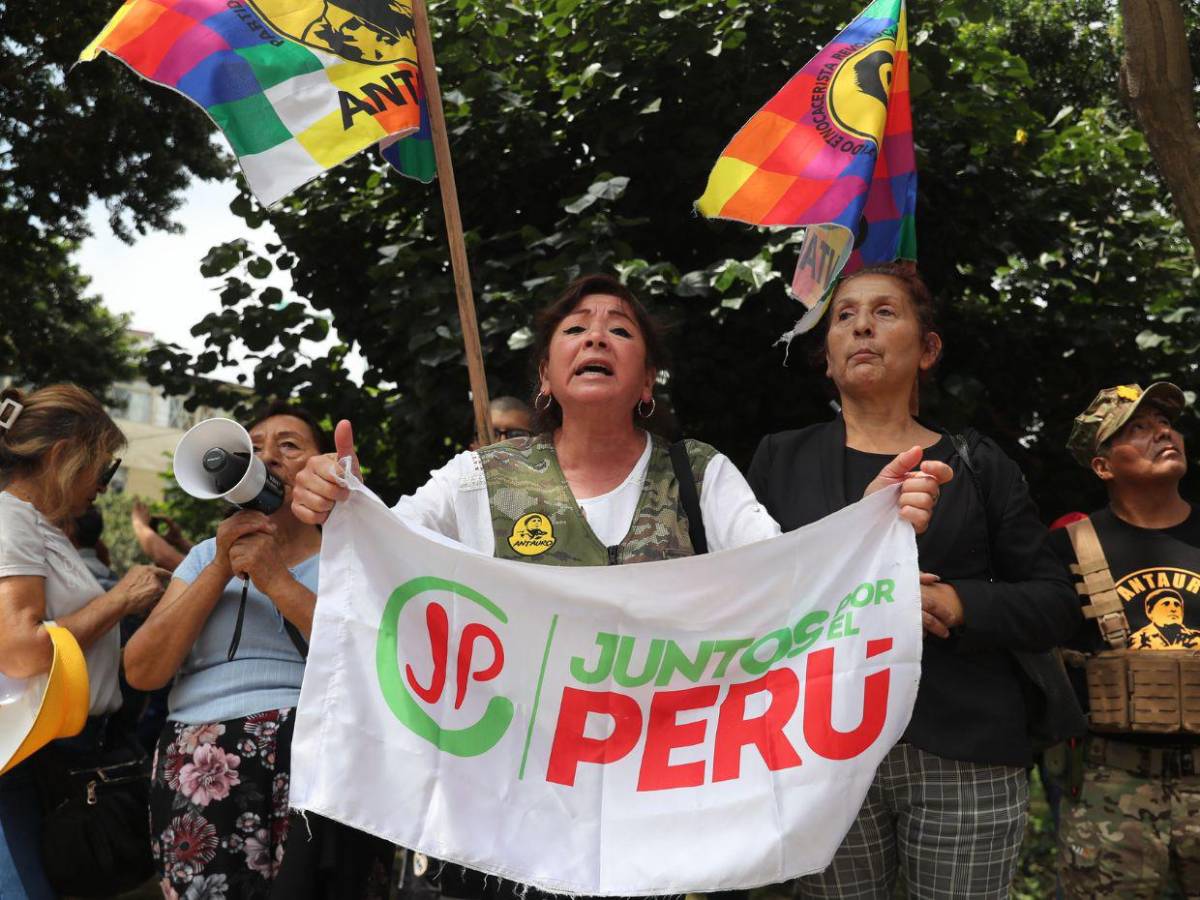 Caos electoral en Perú: denuncias de fraude y votos extraviados