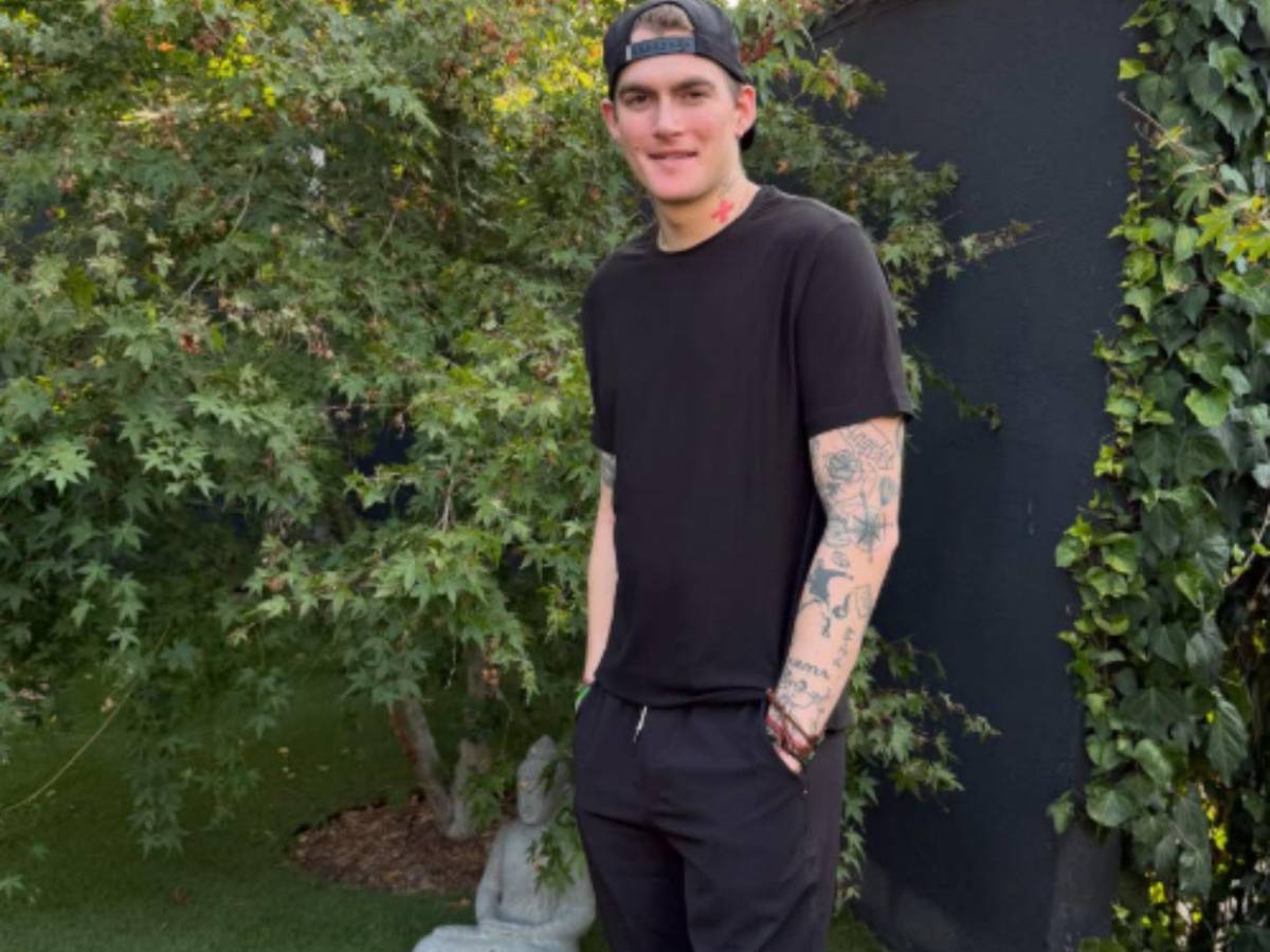 Heredó hasta su icónico lunar: el parecido entre Cindy Crawford y su hijo Presley Gerber, quien murió