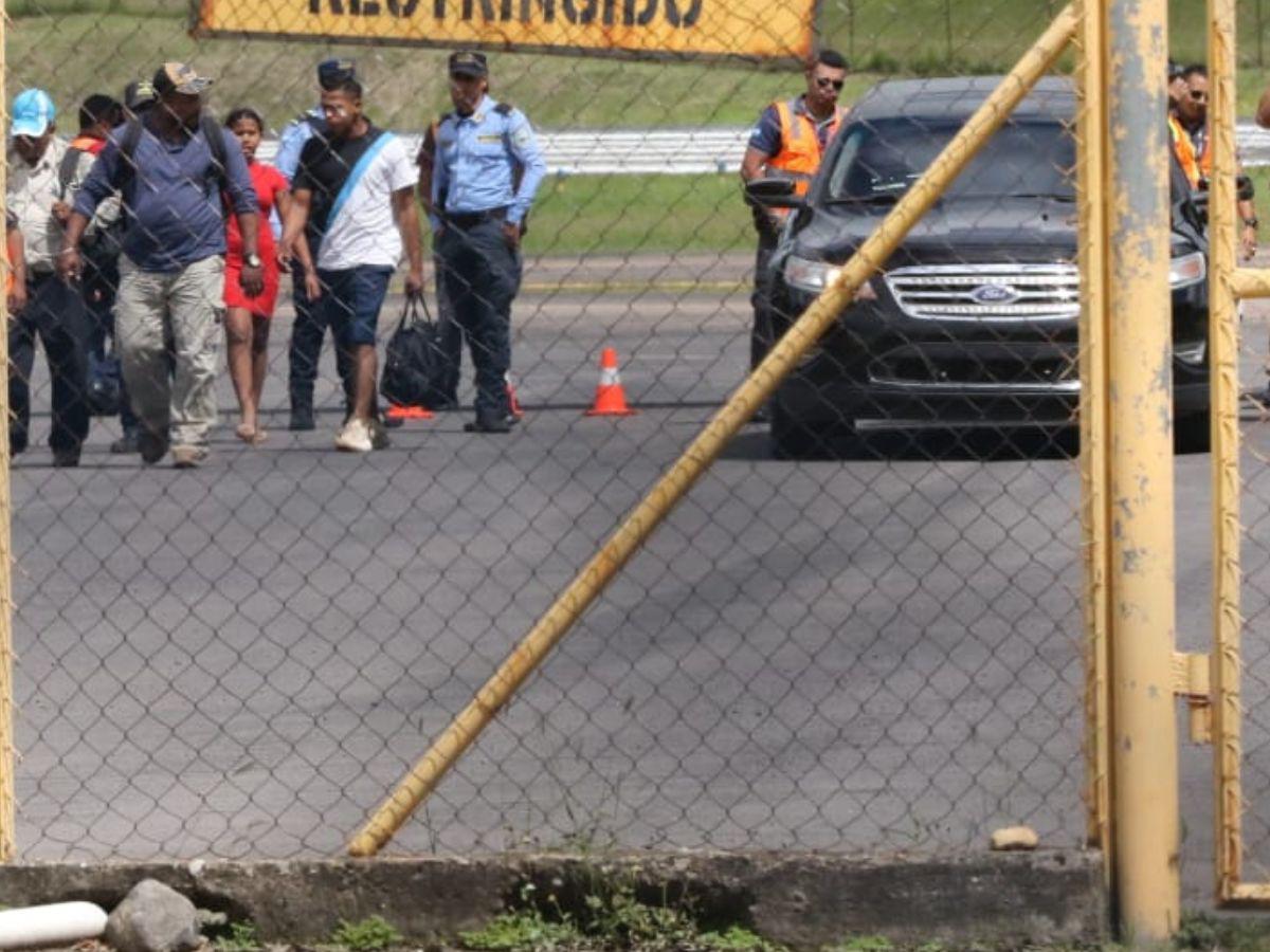 Policía muerto en enfrentamiento en hospital de Puerto Lempira es trasladado a Tegucigalpa