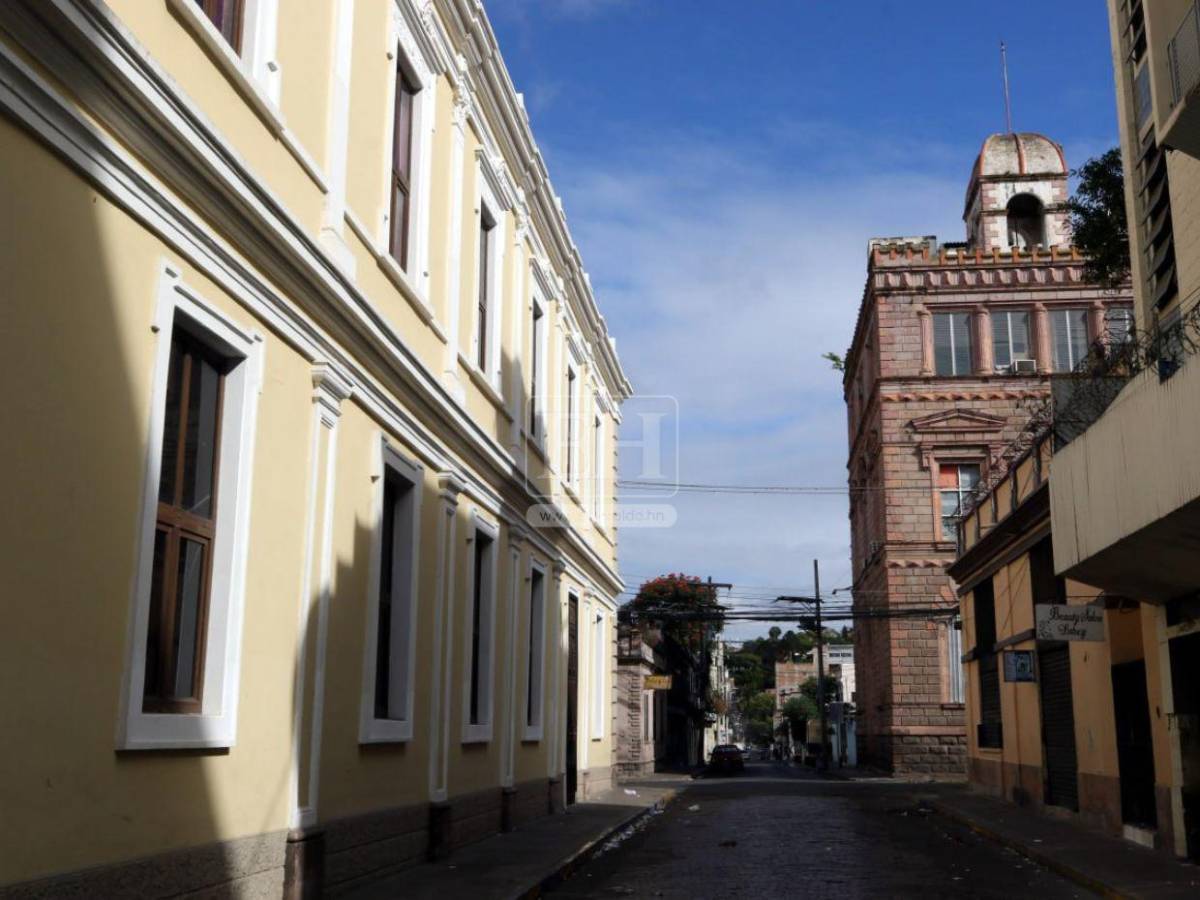 Las calles de Tegucigalpa y Comayagüela lucen tranquilas este 1 de enero de 2026