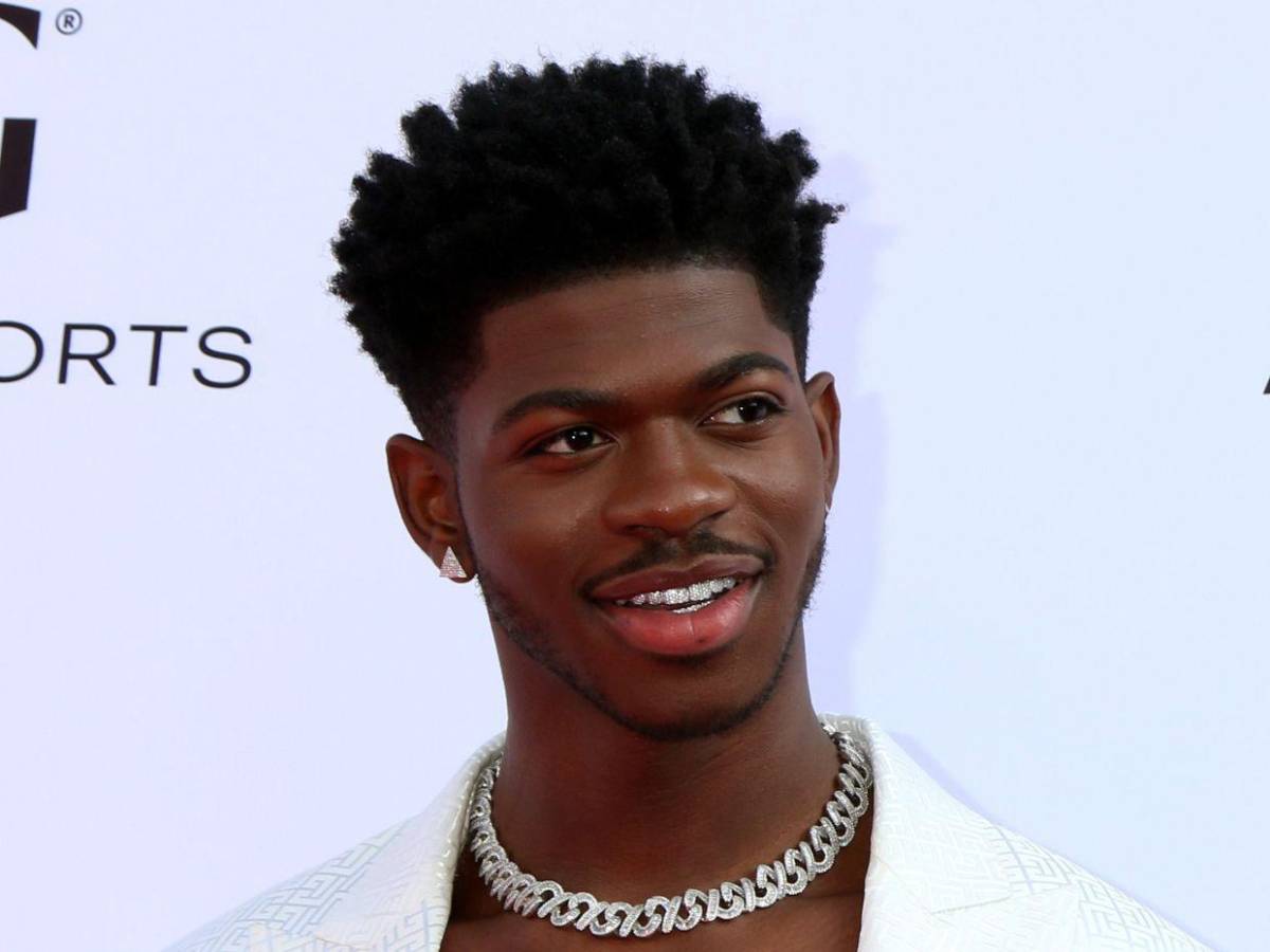 Lil Nas X es hospitalizado tras un confuso ataque con la policía, ¿qué pasó?