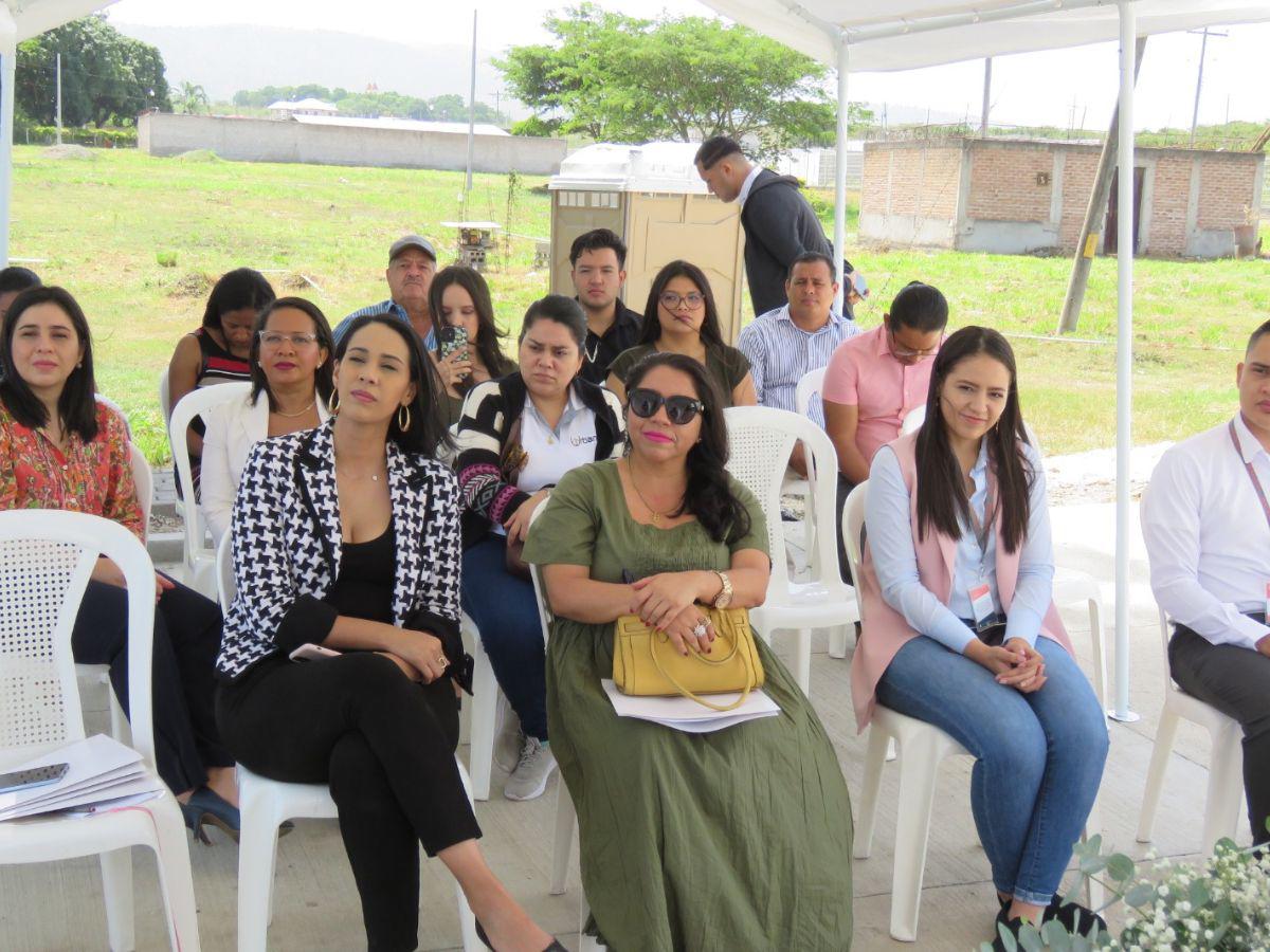 Inauguran el proyecto residencial Villa de Los Portales en Comayagua