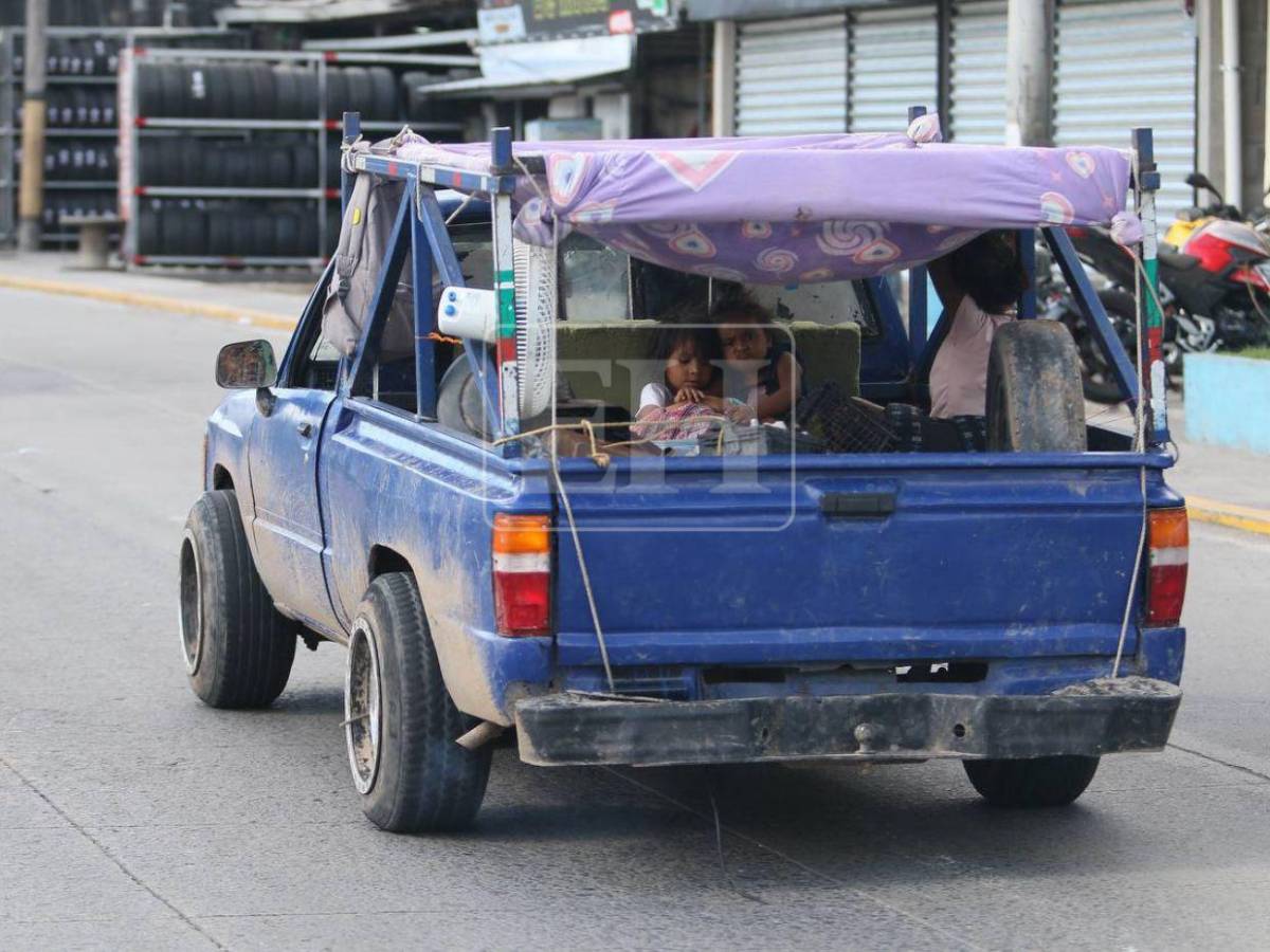 Algunos hasta guindados: así fueron captados viajeros en salida al sur tras Semana Santa