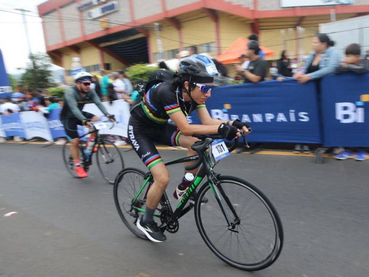 Coloridos, creativos y únicos: los maillots más vistosos de la Vuelta EL HERALDO 2025