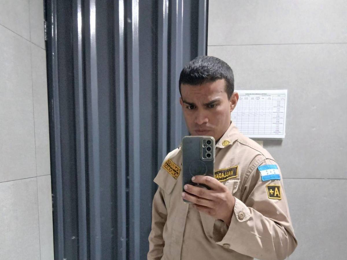 Cristian Valladares, bombero que fue hallado muerto en su habitación en Cantarranas