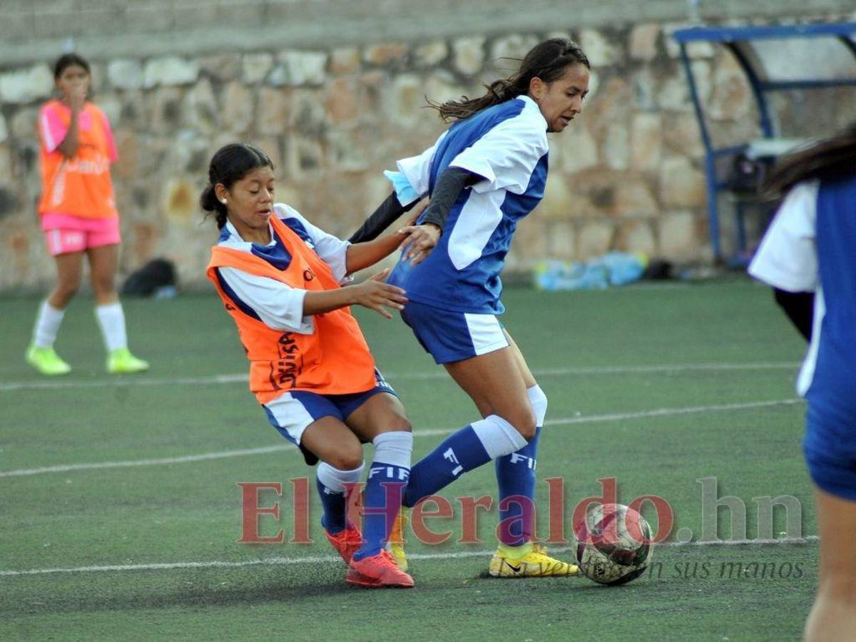 Selección femenina de Honduras arranca este jueves su sueño mundialista