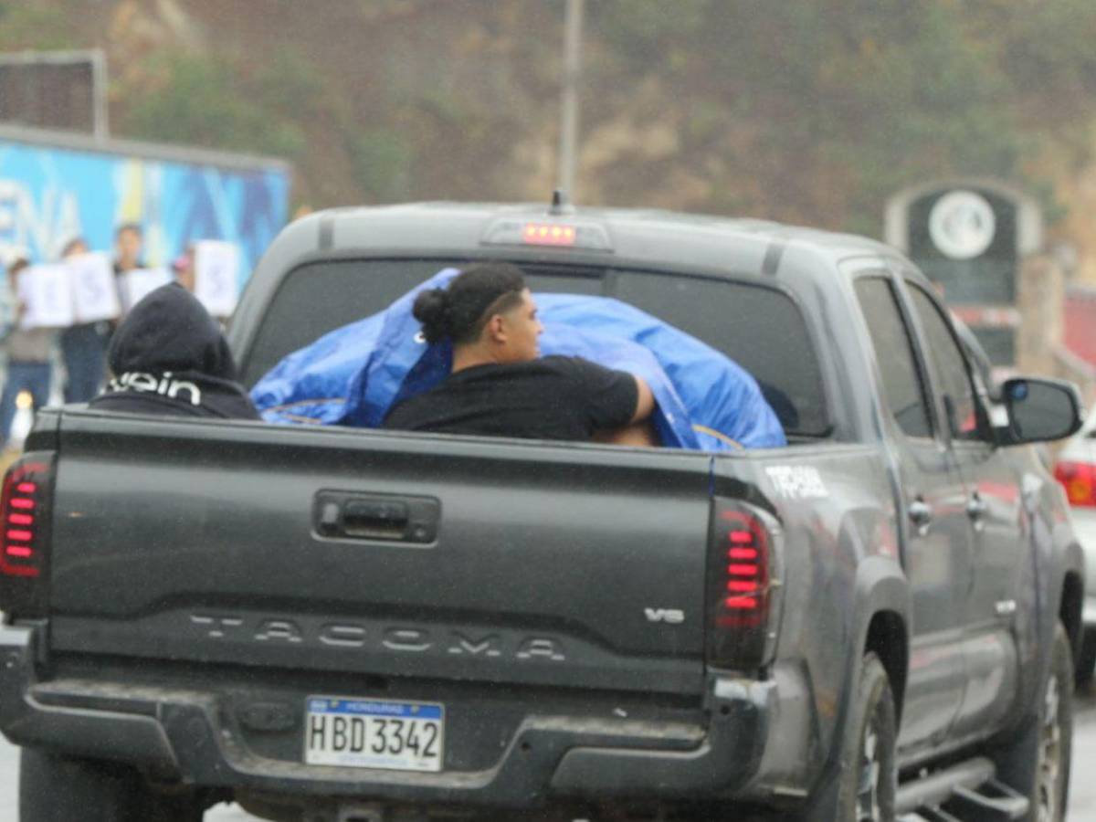 Largas filas en salida al norte por salida de últimos  vacacionistas