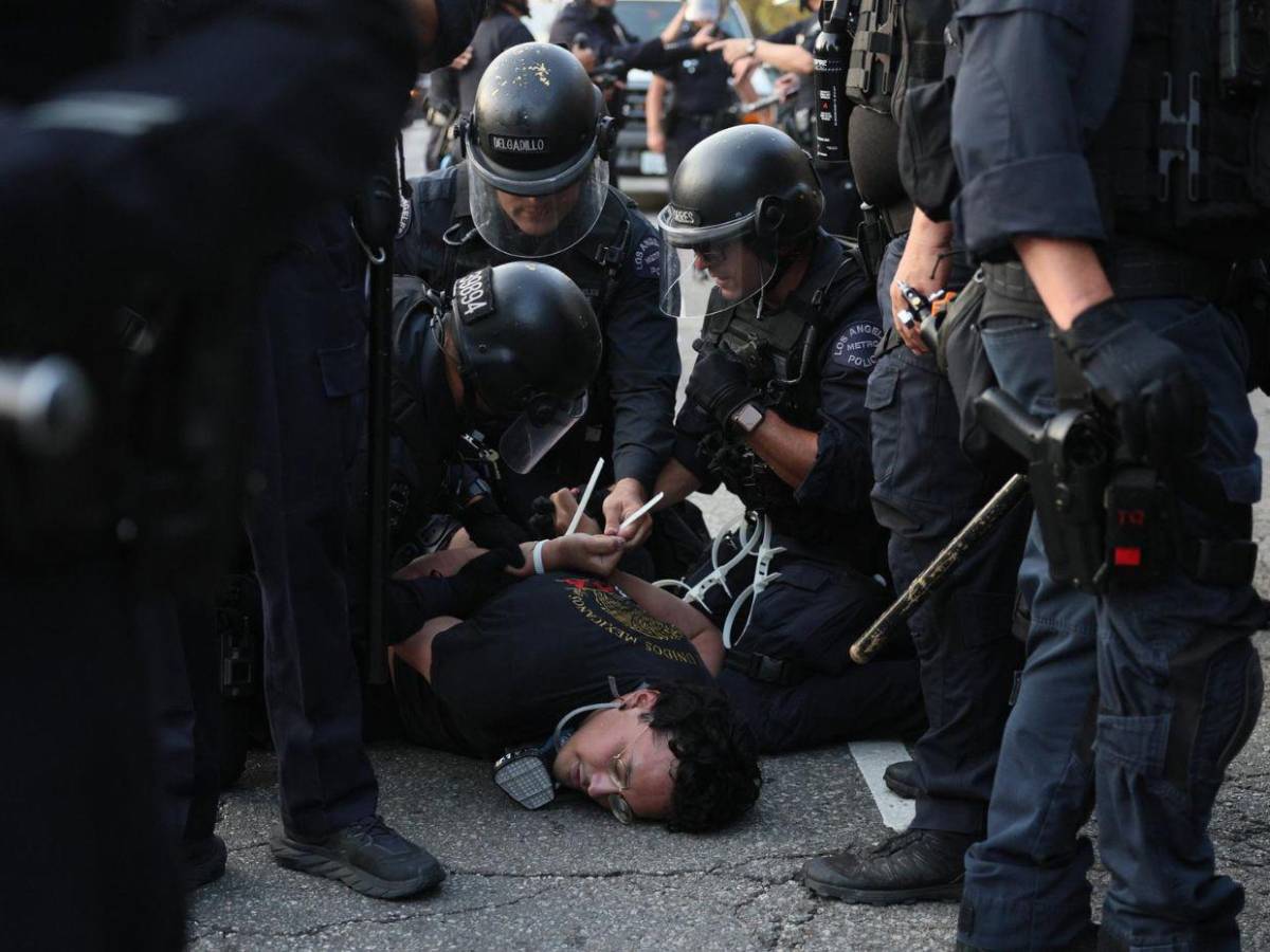 Orden inédita e ilegal no vista en 60 años: la polémica por envío de Guardia Nacional a Los Ángeles