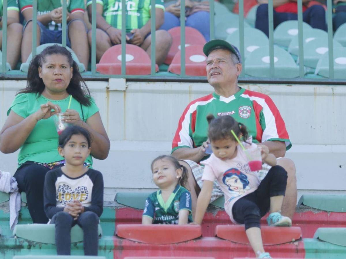 ¡Homenaje! El ambiente dentro del Yankel Rosenthal en honor a Orinson Amaya