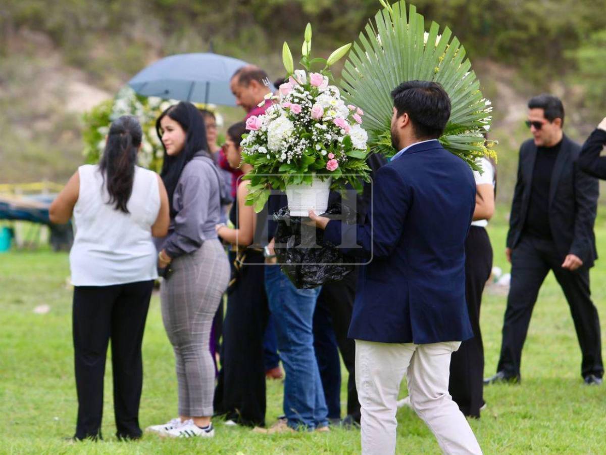 Con el corazón roto, Juan Fernando Lobo da el último adiós a la chef Sandra Díaz del Valle