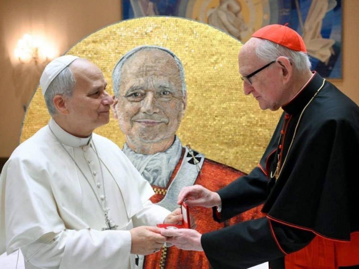 Papa León XIV ya tiene su mosaico: así es el retrato eterno en el Vaticano