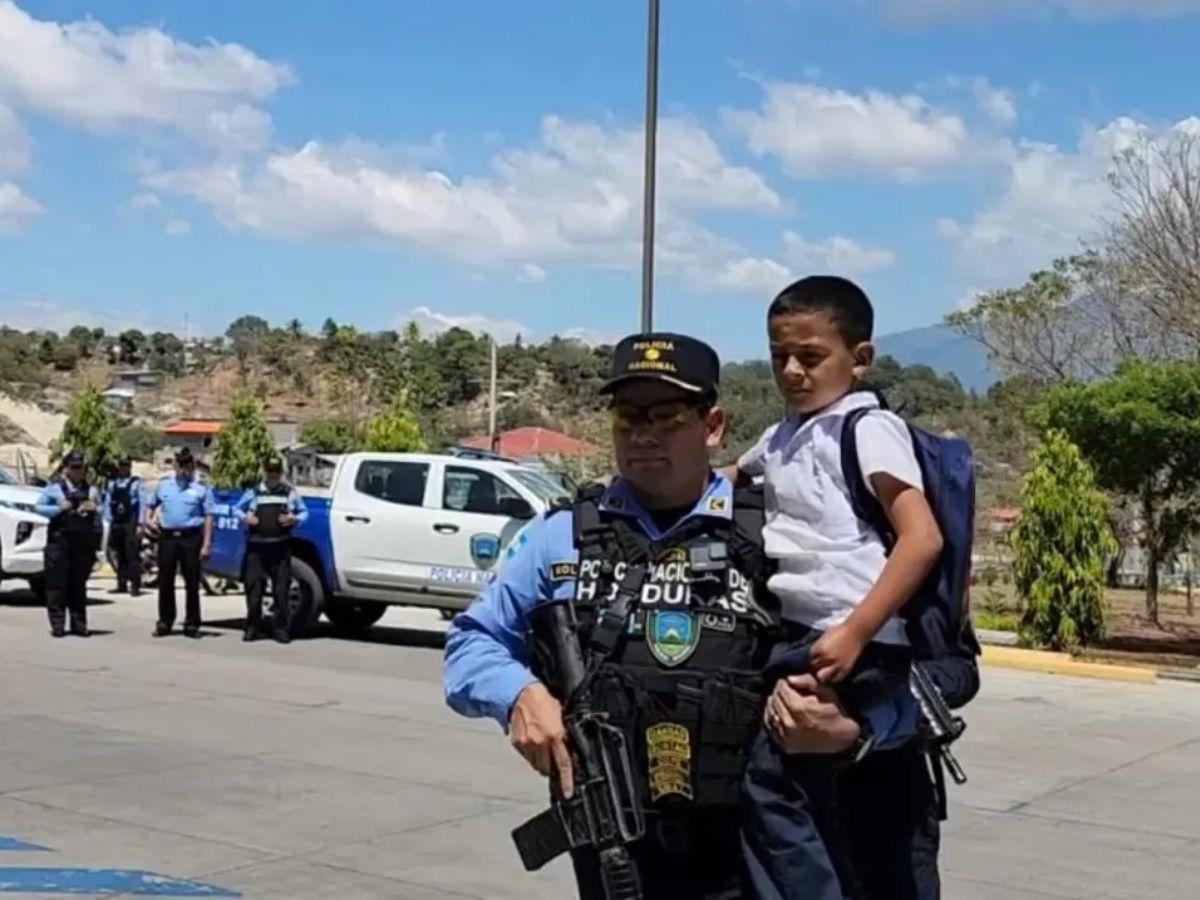 Dos jóvenes capturados por el secuestro de niño por el que exigían 5 mil dólares en Lempira