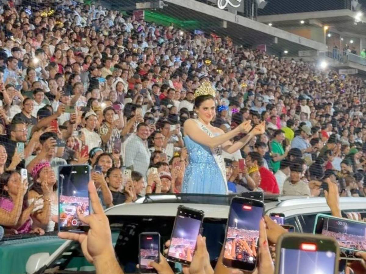 Miss Universo 2025 provoca histeria colectiva en México: así recibieron a Fátima Bosch