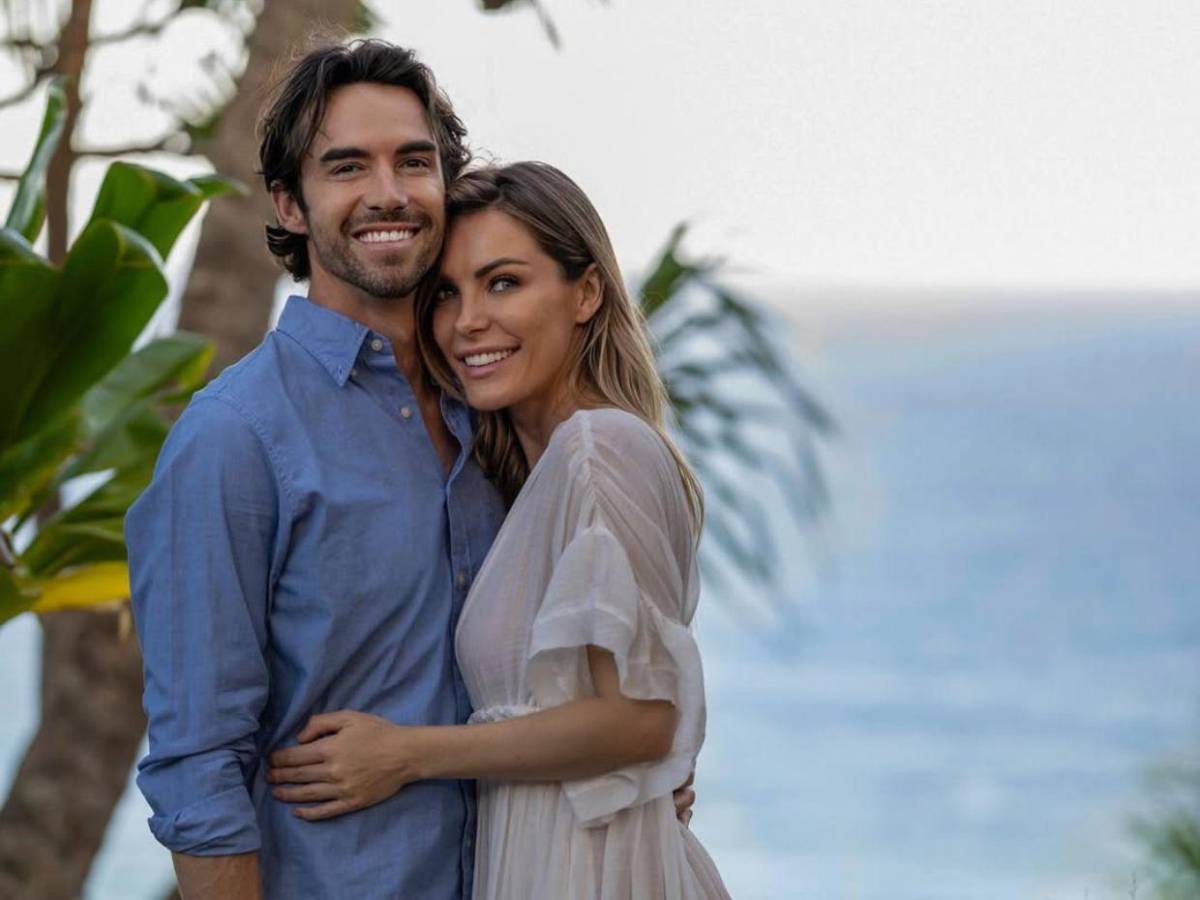 La viuda de Hugh Hefner contrae matrimonio en una ceremonia íntima en el Pacífico