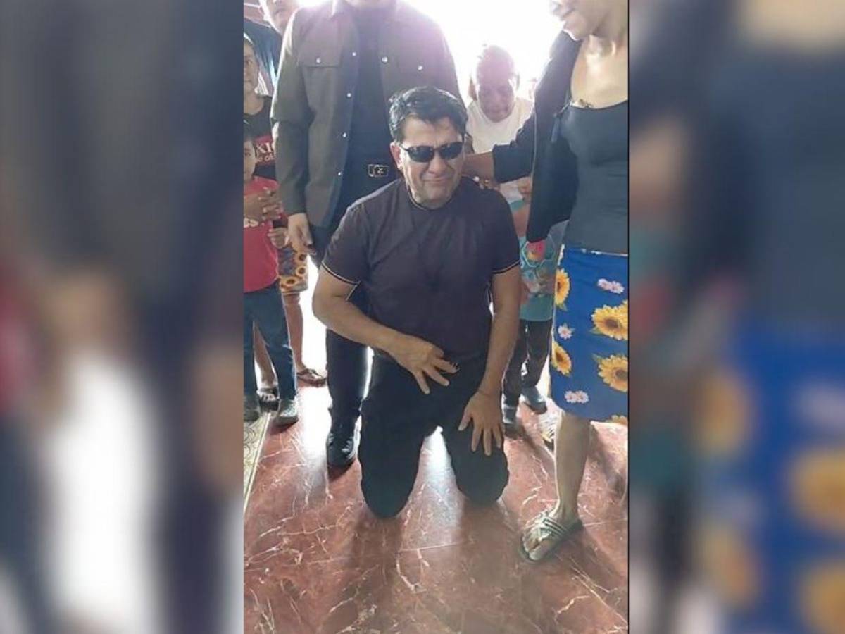 Llegó en helicóptero y se hincó en la iglesia: así arribó Chande Ardón a El Paraíso, Copán