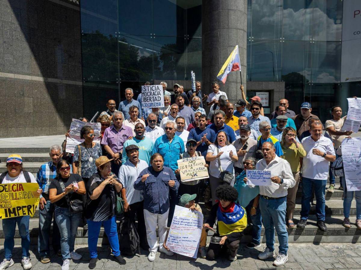 Protesta frente a sede de la ONU en Venezuela rechaza participación de Delcy Rodríguez