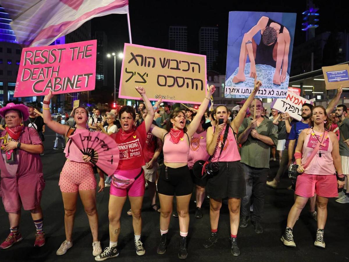 Multitudinaria marcha en Israel exige fin de ofensiva en Gaza y liberación de rehenes