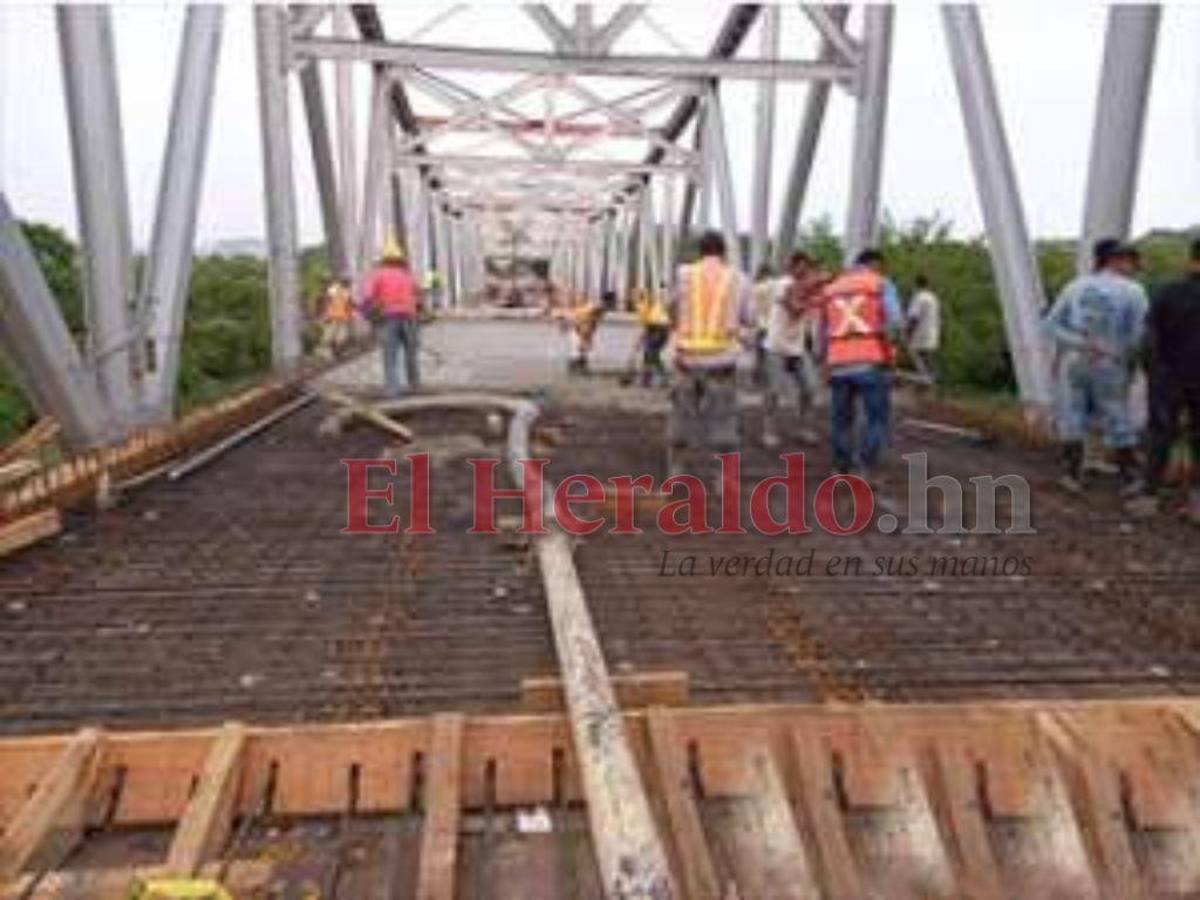 El puente actual fue restaurado en 2021.