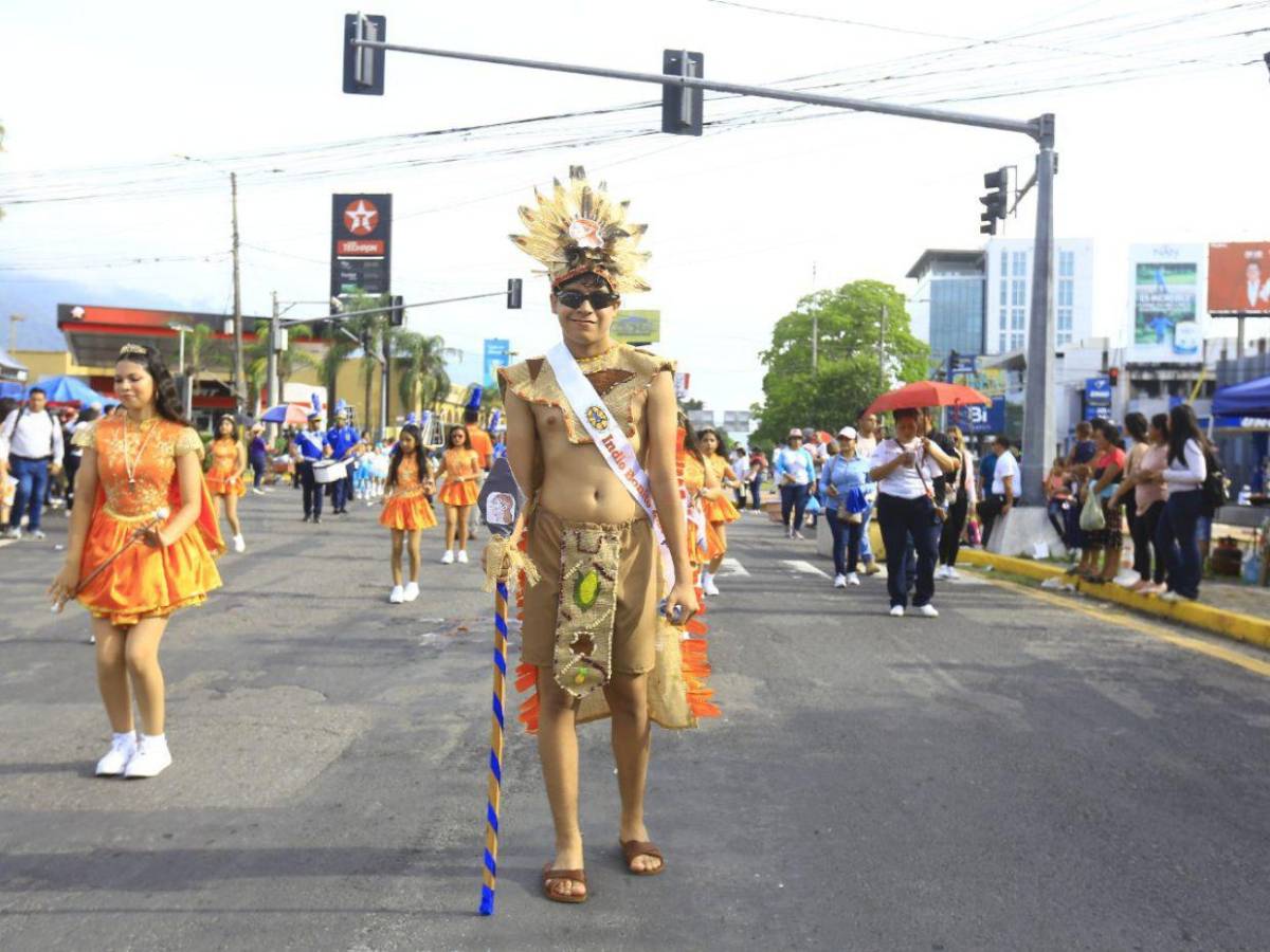 Los mejores trajes de los desfiles patrios de las escuelas en San Pedro Sula