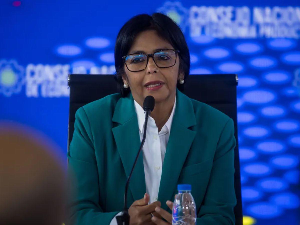 ¿Quién es Delcy Rodríguez, la figura clave en la transición de Venezuela tras la captura de Maduro?