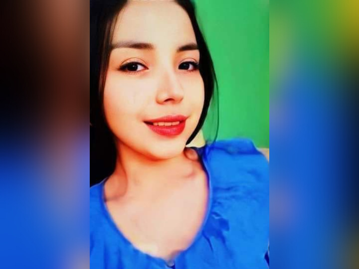 La joven de 23 años, fue atacada por desconocidos que intentaron robarle su motocicleta.