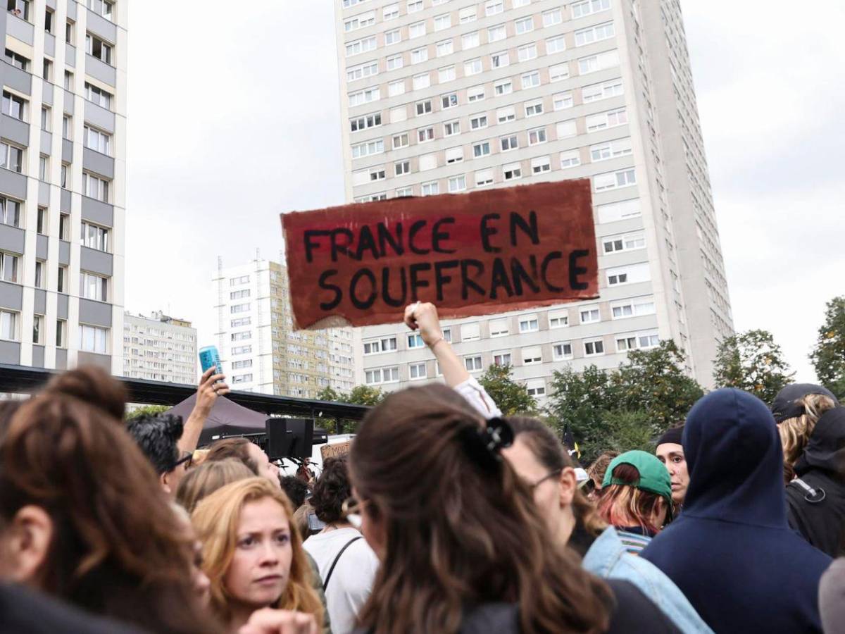 Bloqueemos todo: ¿Qué se sabe de la masiva protesta en Francia?