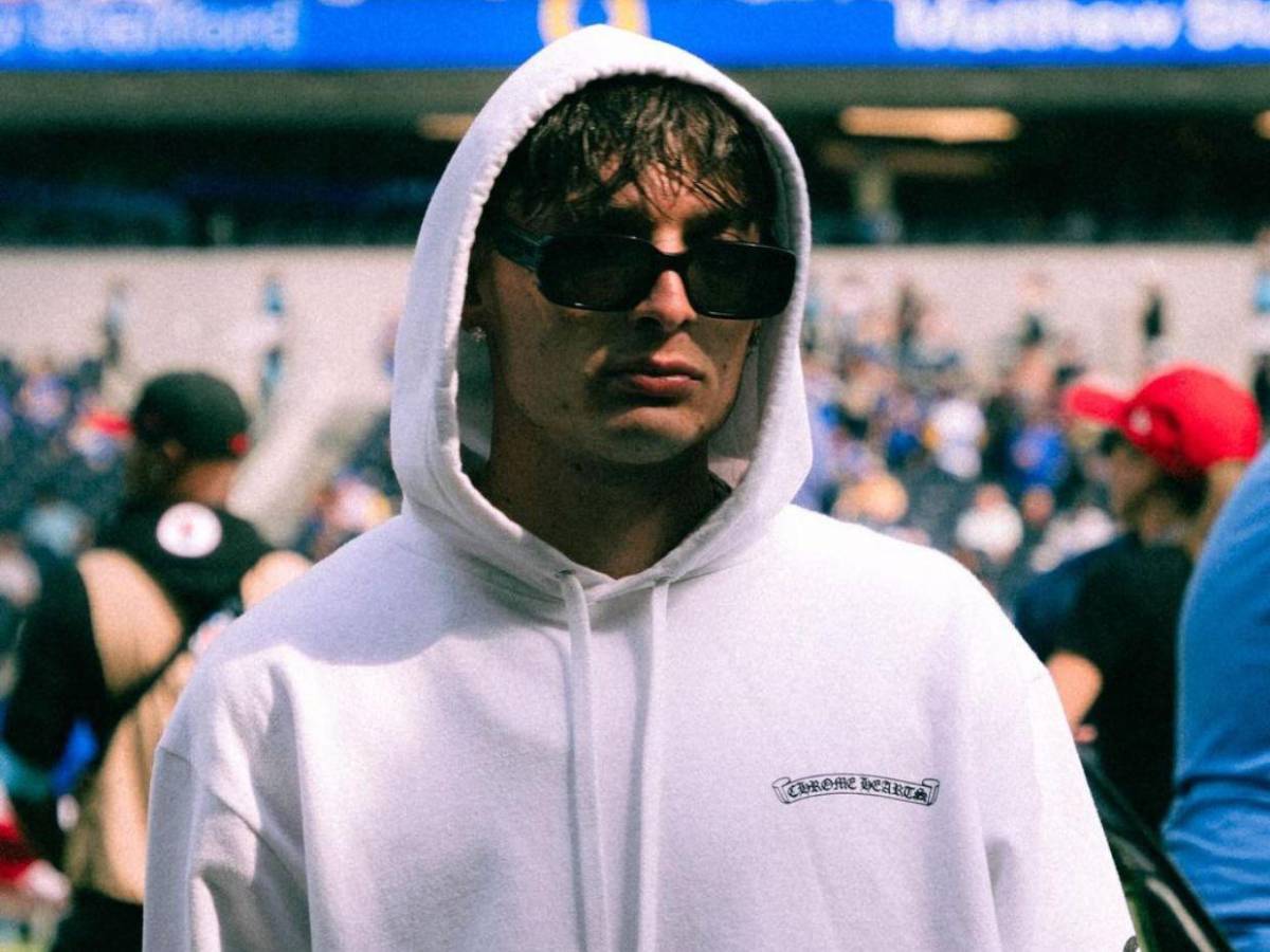 Peso Pluma es “vinculado” al Cártel de Sinaloa: estas canciones confirmarían su nexo