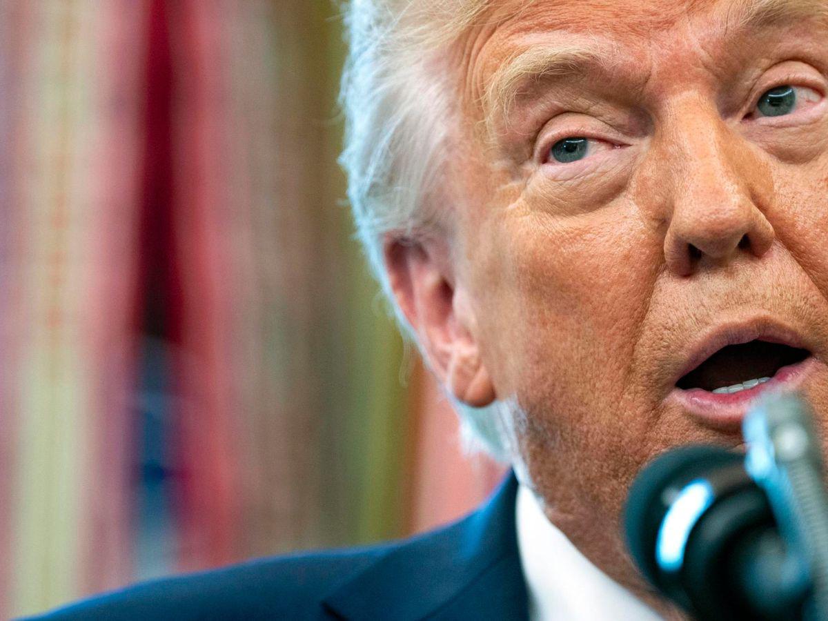 Desde la cantidad de agua en las duchas hasta el futuro de las pajillas: las medidas extravagantes de Trump