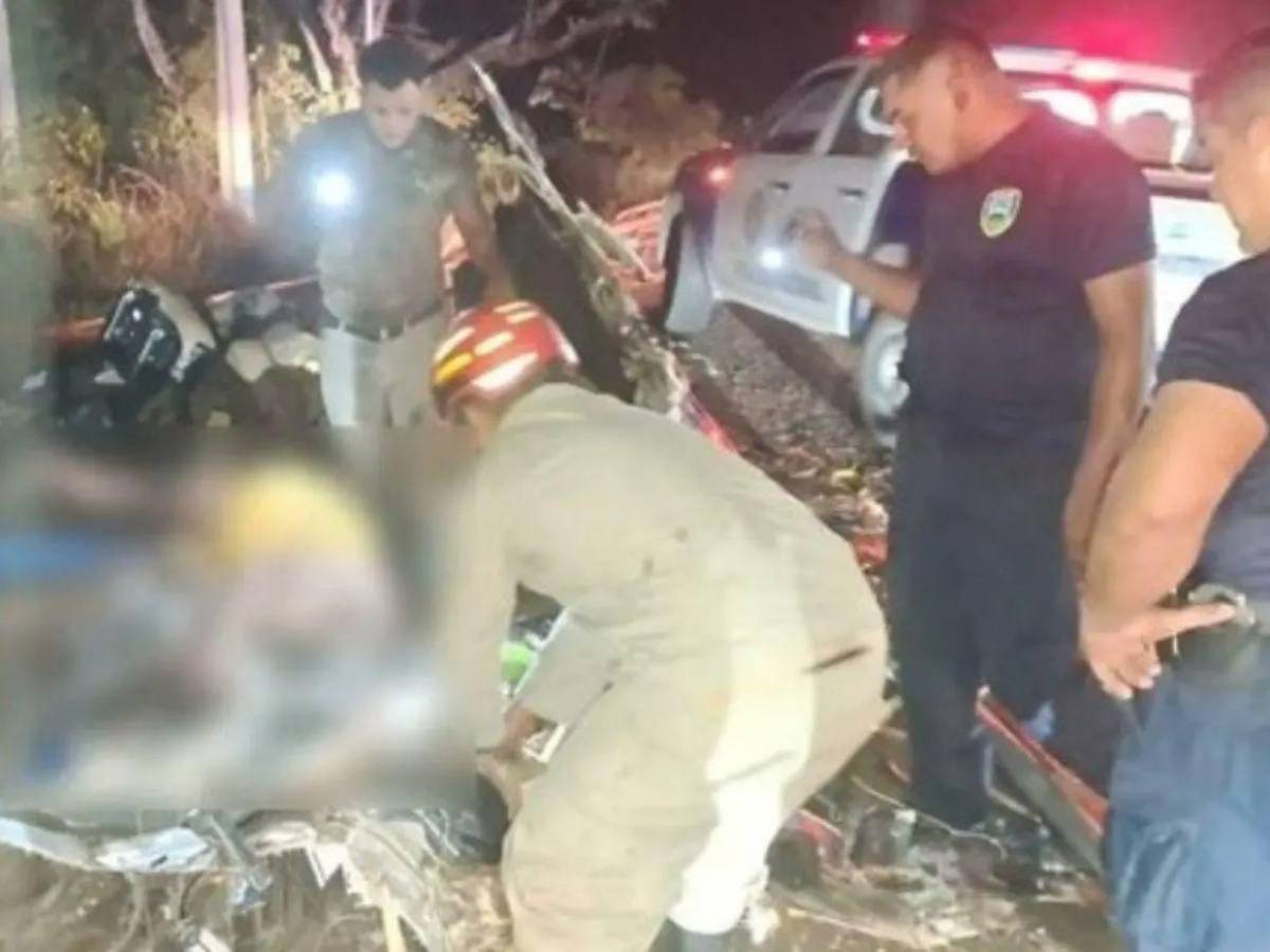 Quedaron atrapados entre los amasijos: Aron y Jasiel, las víctimas del accidente de rastra en Olancho