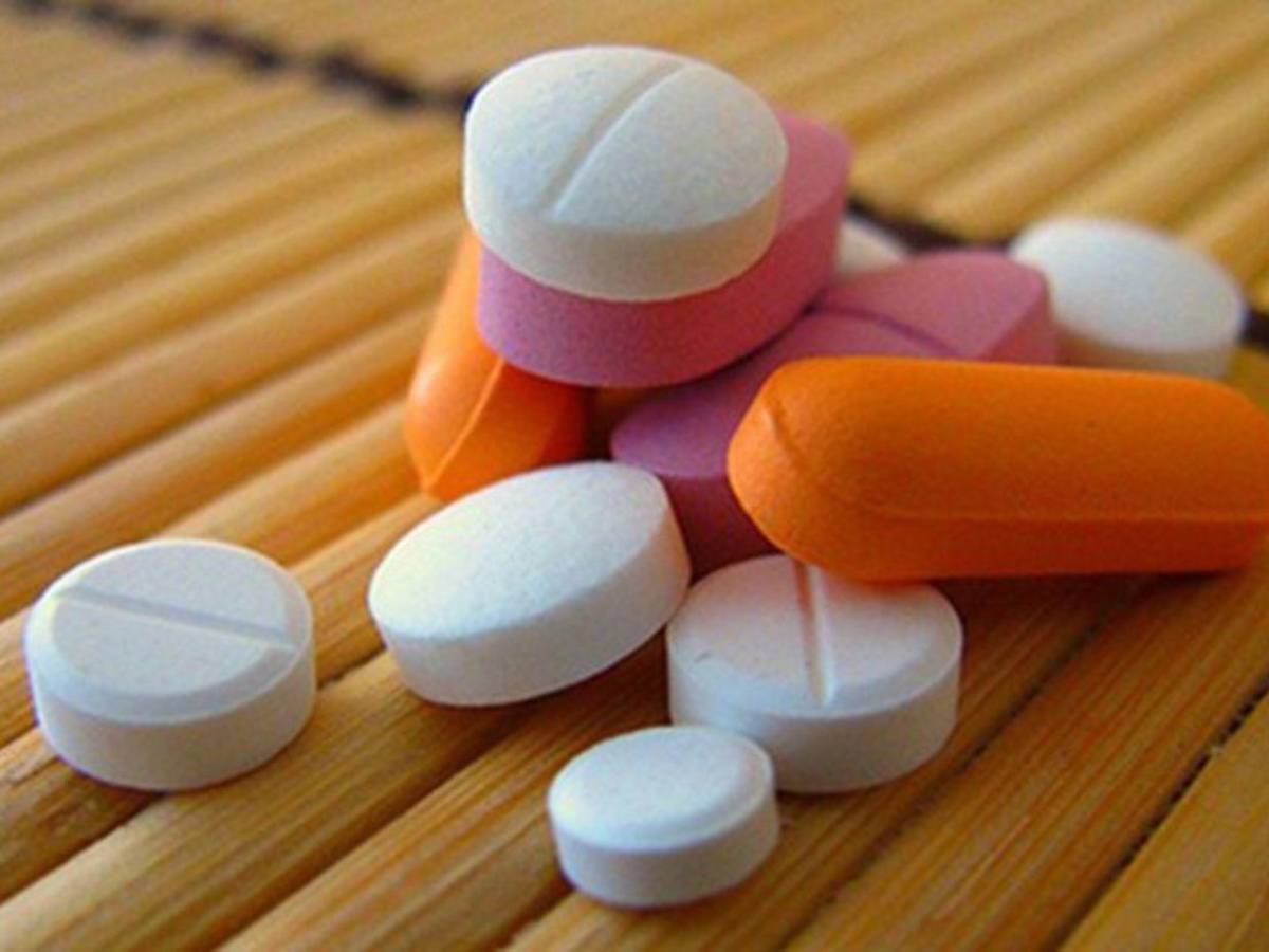 Cae red que enviaba mortal opioide desde China para fabricar pastillas en EE UU